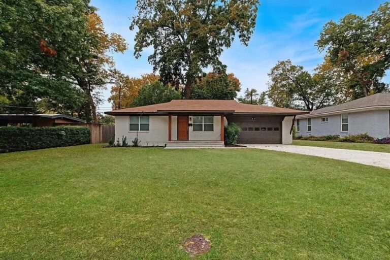 Lochwood Dallas Homes: Established Streets, Parks & Neighborhood Life