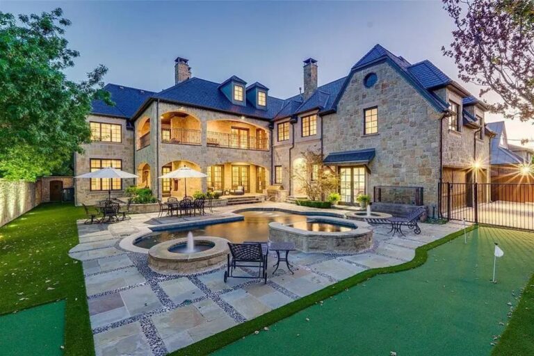Luxury Highland Park Residences: Discover Elegance