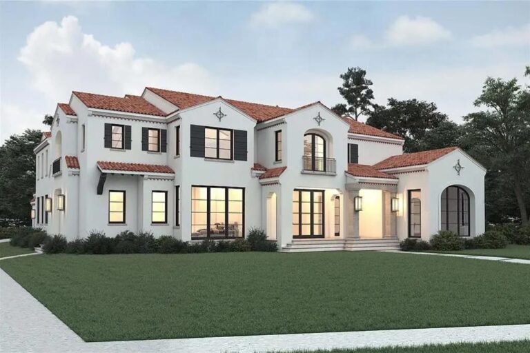 Luxurious Living: Houses for Sale in Highland Park, Dallas, Texas