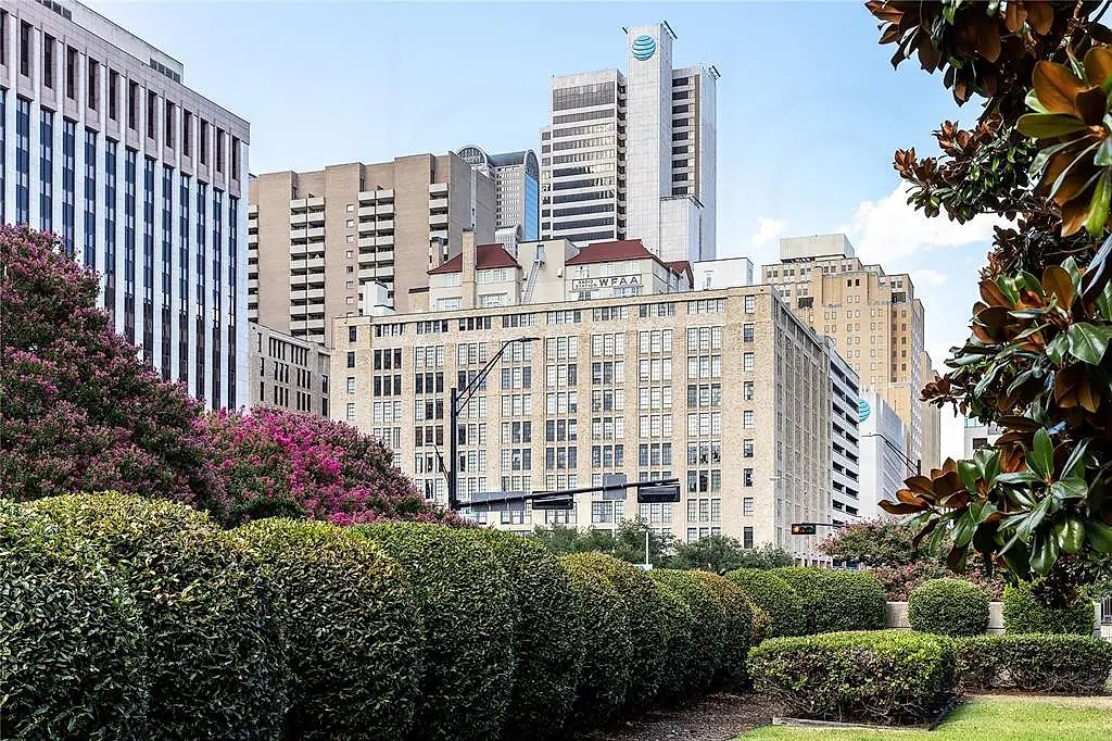 Downtown Dallas Condo