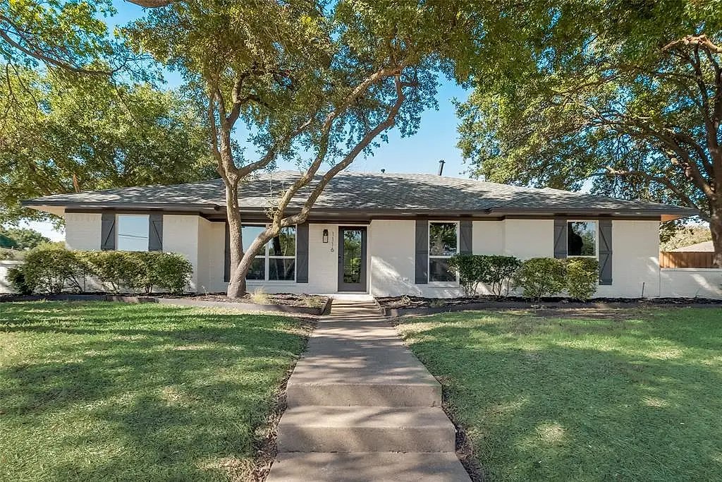 This is the image description