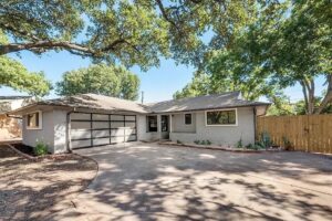 Homes for sale in L Streets Dallas, Homes for sale in Stults Road