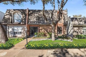 Homes for sale in Chimney Hill Dallas Texas, Homes for sale in Stults Road