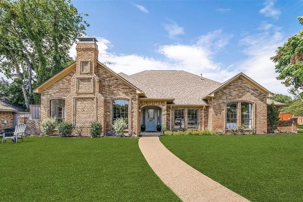 Homes for Sale in Boundbrook Oaks Estates, Best neighborhoods Dallas Texas