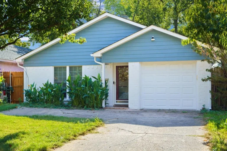 Homes for Sale in Peak's Suburban Addition Dallas Texas, Suburban Addition Homes