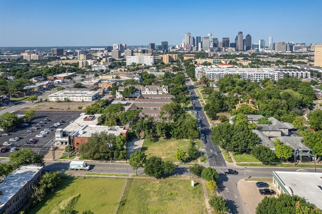 Homes for Sale in Peak's Suburban Addition Dallas Texas