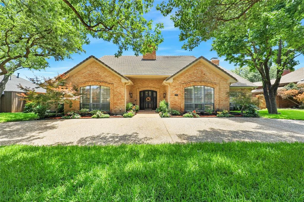 Homes in Bent Tree Dallas