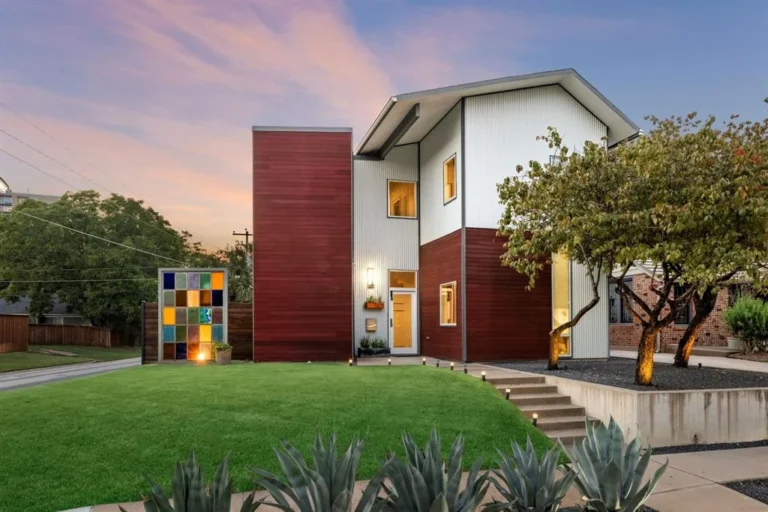 Cochran Heights,Homes for Sale in Cochran Heights,