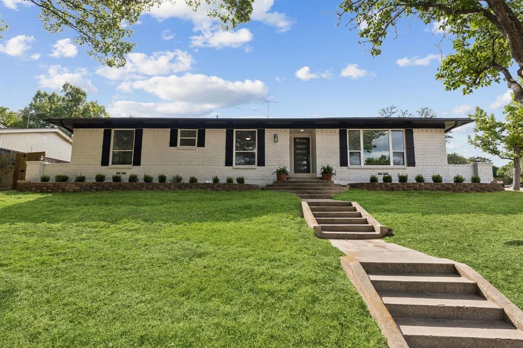 Top 10 Wealthy Neighborhoods in East Dallas,