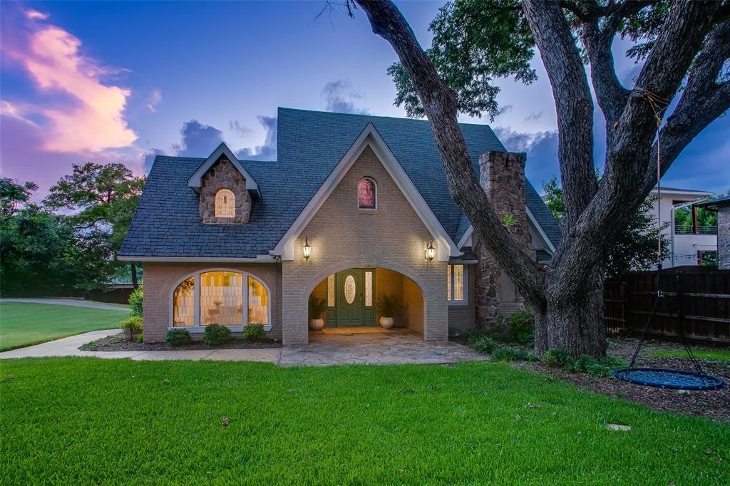 Dallas 75208 Real Estate