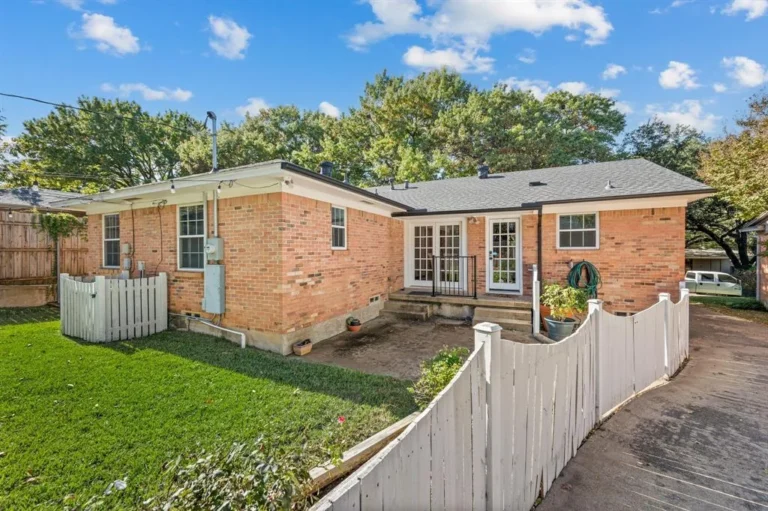 75218 HOMES FOR SALE