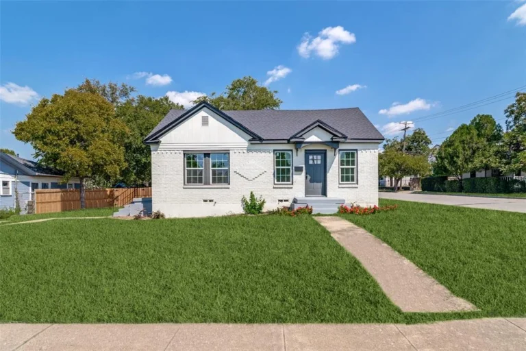 Homes for Sale in 75223 Dallas