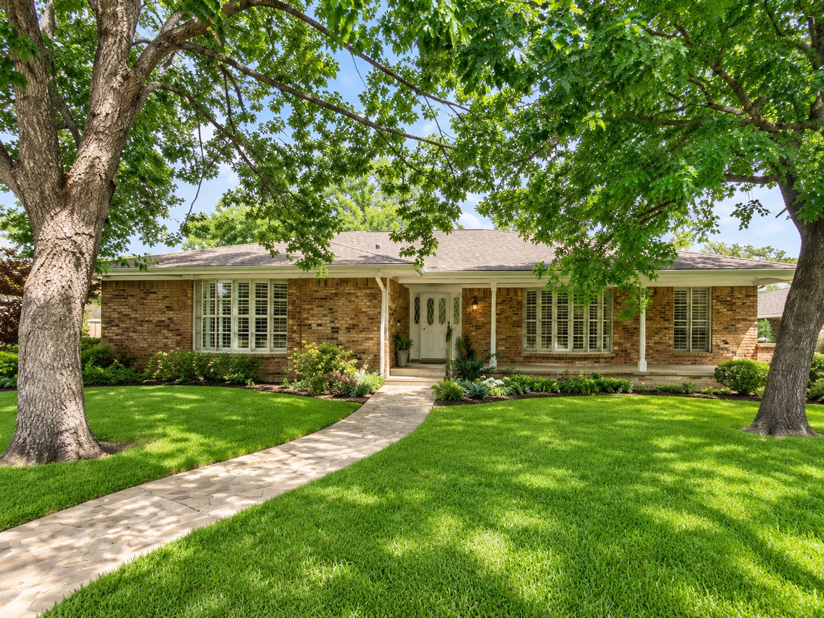 Moss Farm Dallas residential exterior
